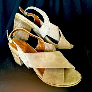 Mariella Suede Open Toe Sling Back Block Heel Sandal Tan